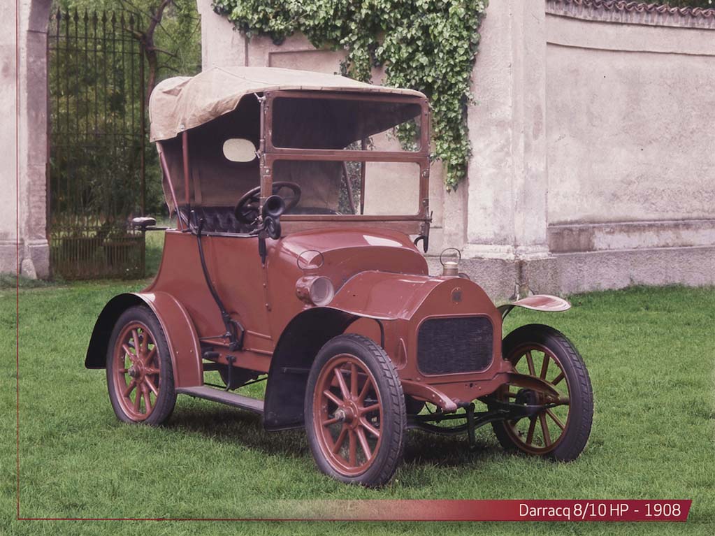 Bu görsel boş bir alt niteliğe sahip; dosya adı Darracq-8_10HP-1908.jpg