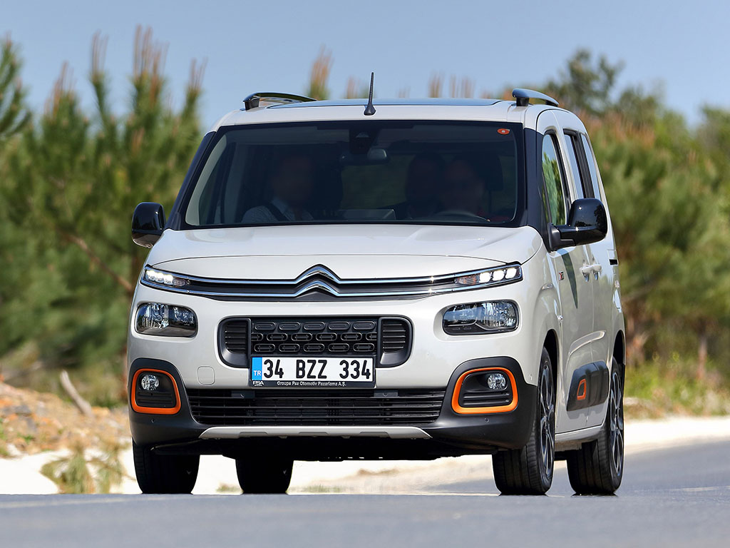 Bu görsel boş bir alt niteliğe sahip; dosya adı Yeni-Citroen-Berlingo.jpg