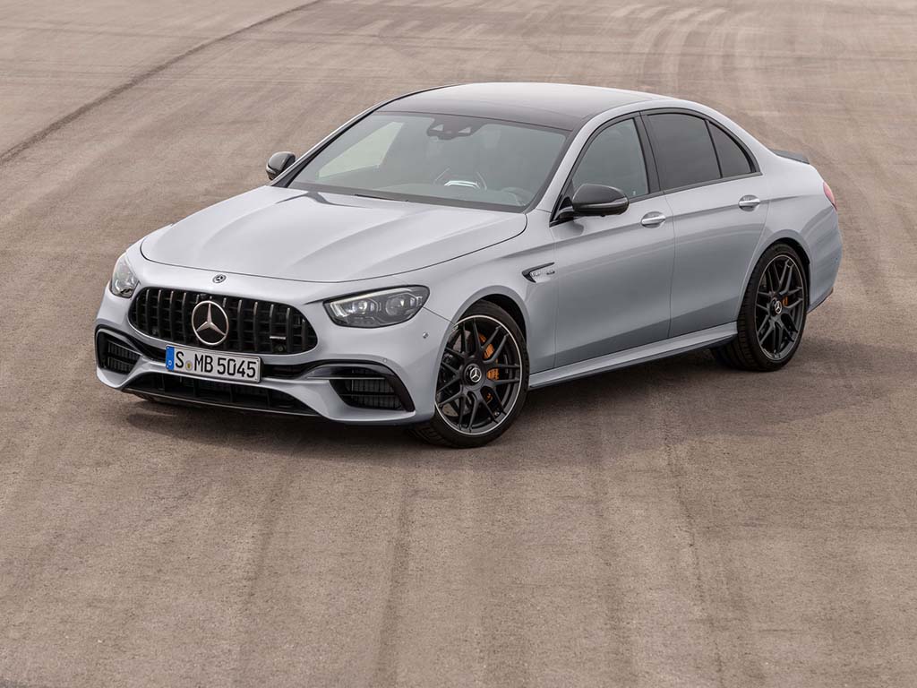 Bu görsel boş bir alt niteliğe sahip; dosya adı Mercedes-AMG-E-63-S-44-1.jpg