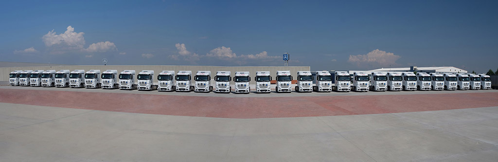 Bu görsel boş bir alt niteliğe sahip; dosya adı Huner-Grupa-300-adet-Actros-1848-LS-2_LR.jpg