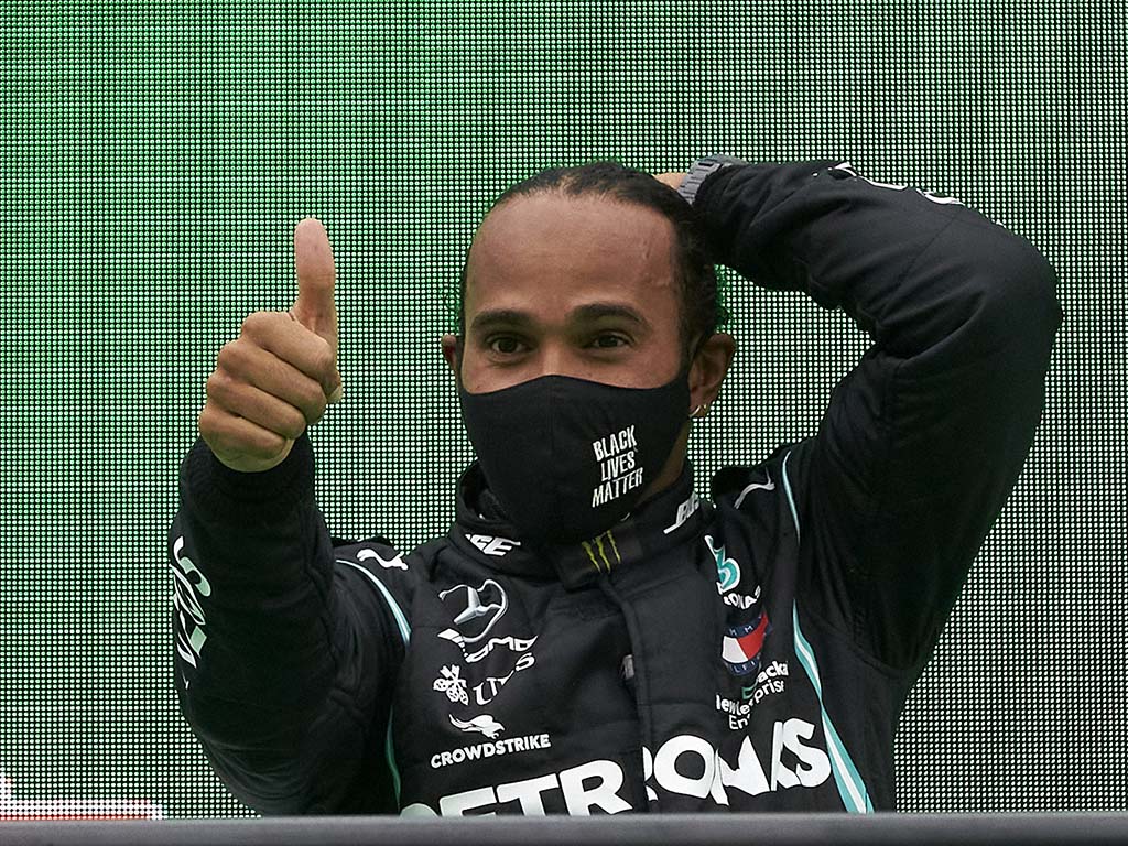 Bu görsel boş bir alt niteliğe sahip; dosya adı Lewis-Hamilton.jpg