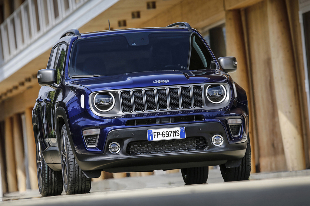 Bu görsel boş bir alt niteliğe sahip; dosya adı Jeep-Renegade-2.jpg