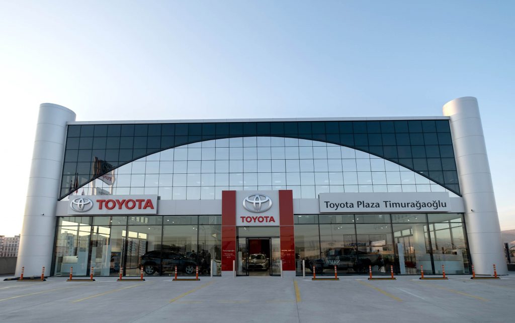 toyota turkiye deki bayi sayisini 60 a yukseltti otomobil haberleri guncel arac tuanamedya