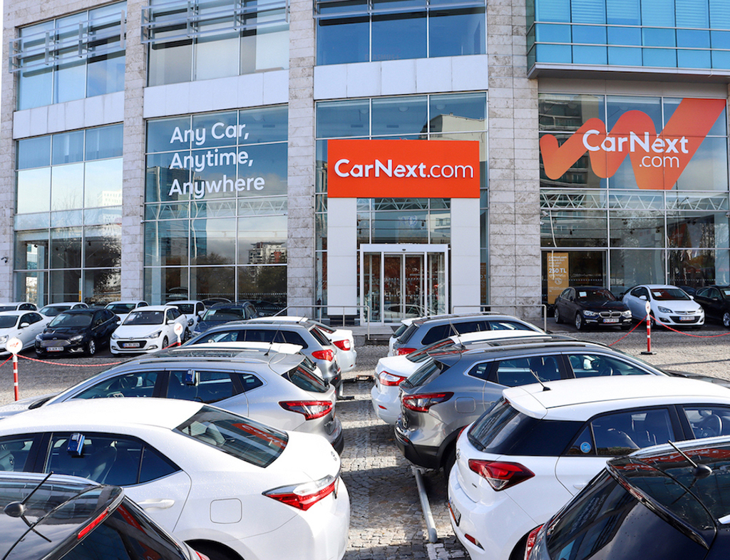 Bu görsel boş bir alt niteliğe sahip; dosya adı CarNext-Ankara-Showroom.jpg