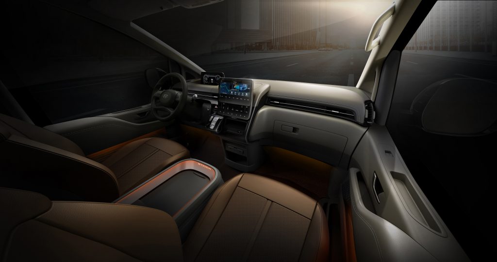 Bu görsel boş bir alt niteliğe sahip; dosya adı 1616164073_Hyundai_STARIA_Premium_Interior-1024x540.jpg